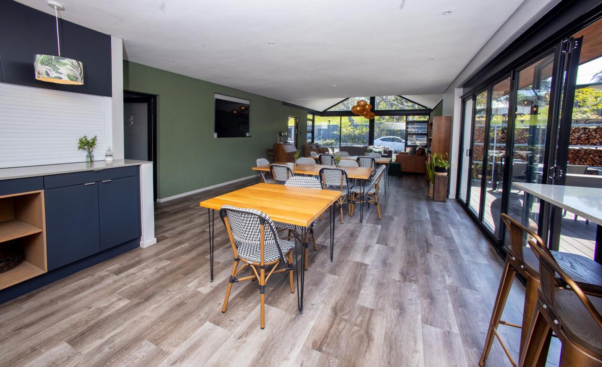 Coral Wood Self Catering Suites And B&B East London Bagian luar foto